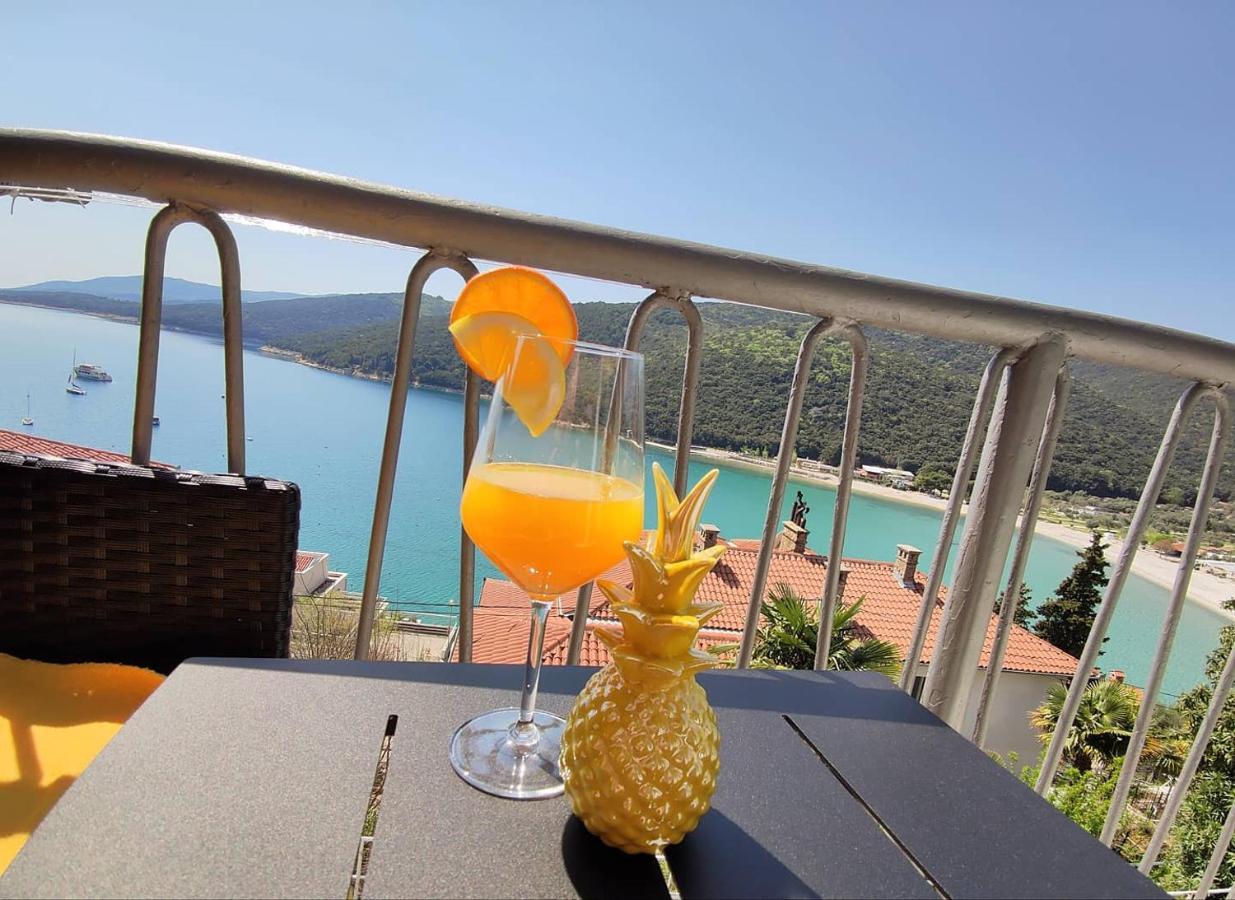 Apartment Noemi With A Direct Beach View Rabac Buitenkant foto