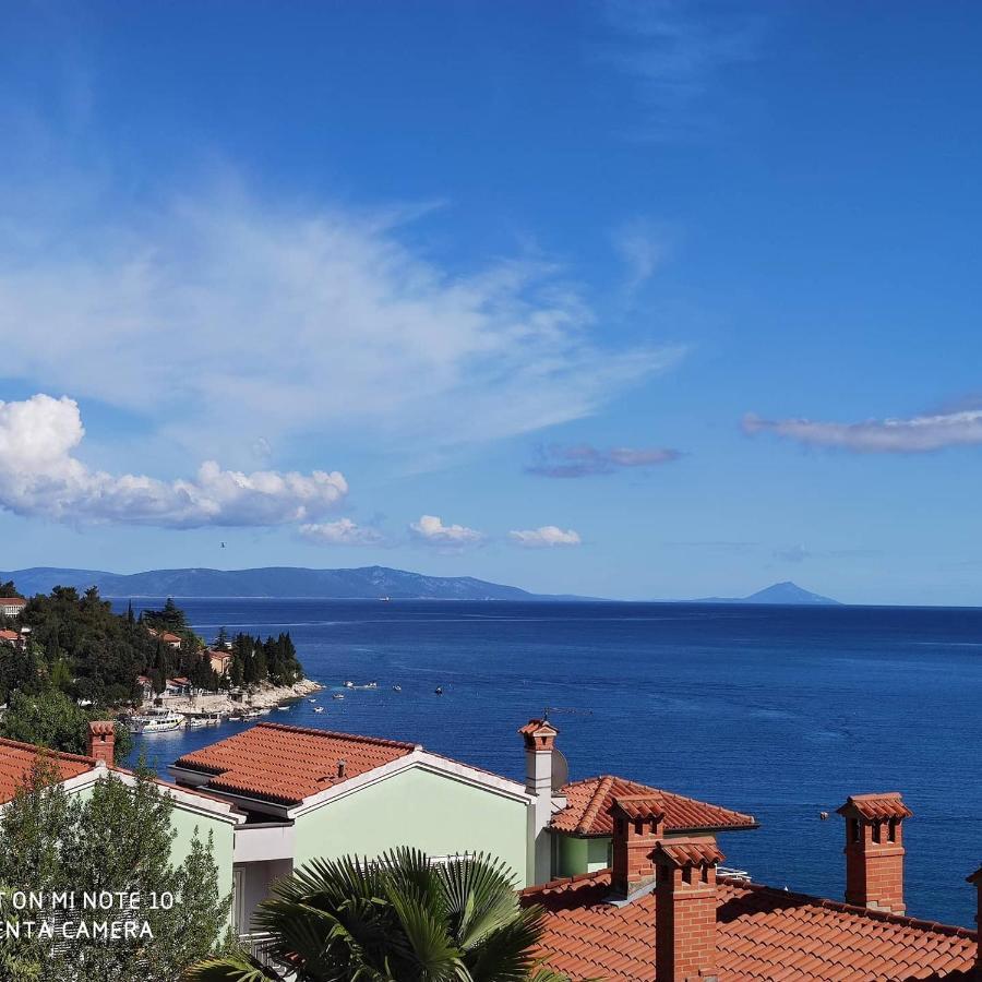 Apartment Noemi With A Direct Beach View Rabac Buitenkant foto