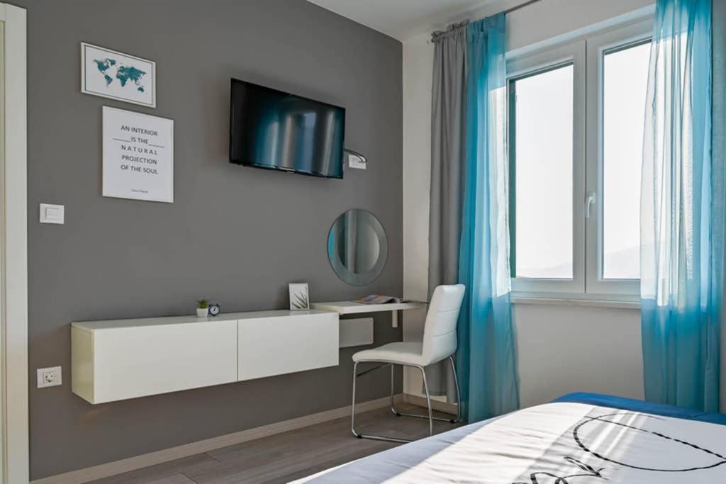 Apartment Noemi With A Direct Beach View Rabac Buitenkant foto